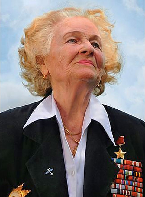 Nadezhda Popova (1921 - 2013) 